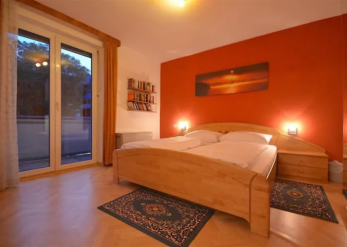Spacious 2 Bedroom Zell-am-see Town Center